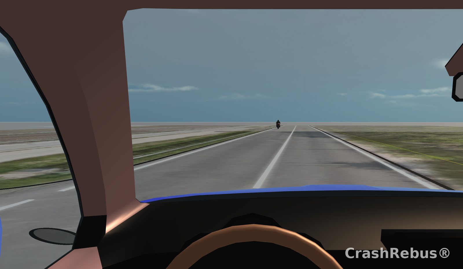 Vista dal posto di guida con un motociclo lontano sulla carreggiata